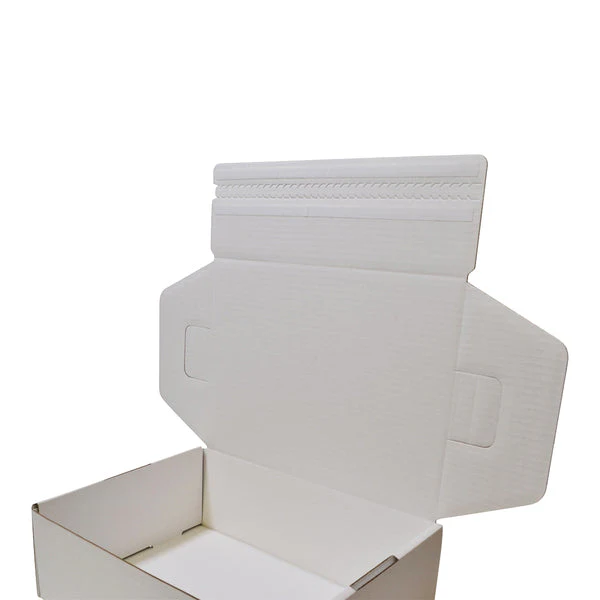 A4 Postage Box with Peal N Seal Double Tape - Image 6