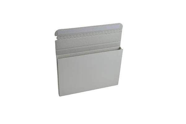 One Piece Medium Mailer with Peal & Seal Tape - Image 6